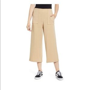 Good Luck Gem Linen Wide Leg Crop Pants